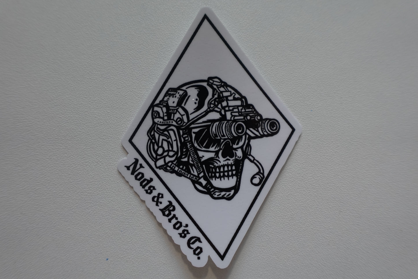 Nods & Bro's - Logo