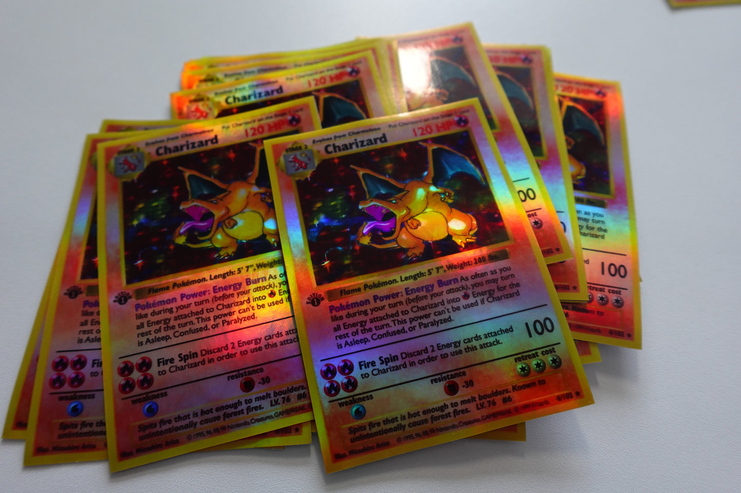 Shiny Charizard - Holographic