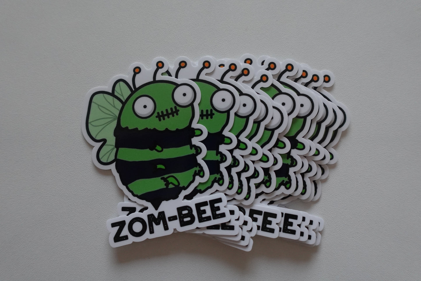 Zom-Bee